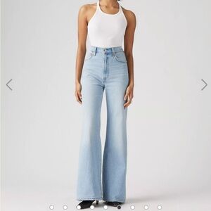 Levi’s Ribcage Vintage Bell 27x30